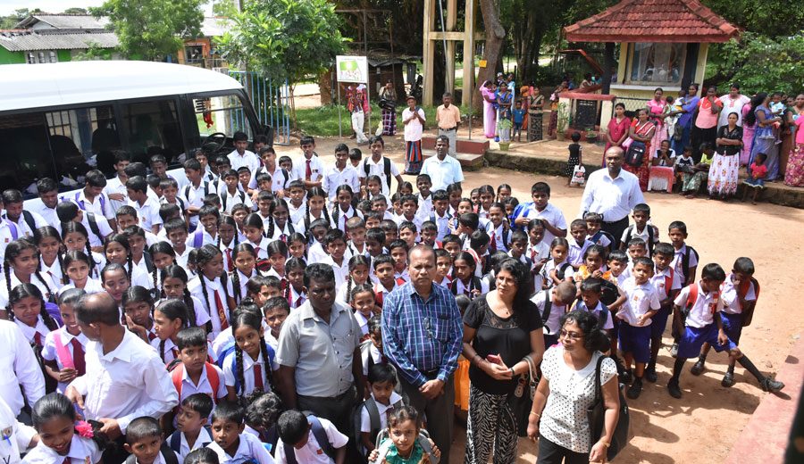 Kiwlekada Vidyalaya, Bakmeegama in Trincomalee 