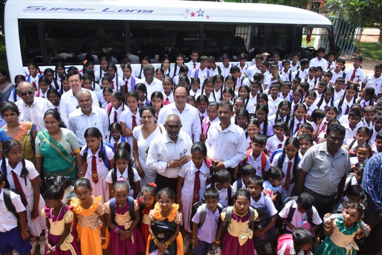 Kiwlekada Vidyalaya, Bakmeegama in Trincomalee 